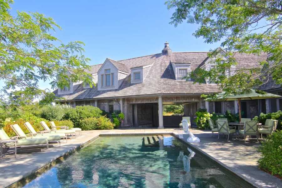  Barak Obama home in Martha's island