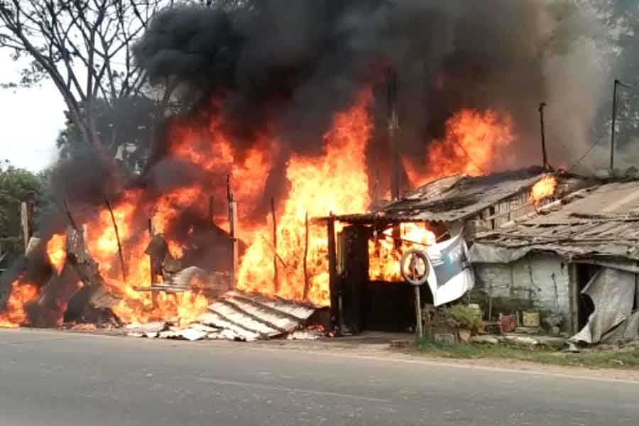 Fire breaks out at two godowns of Kolaghat