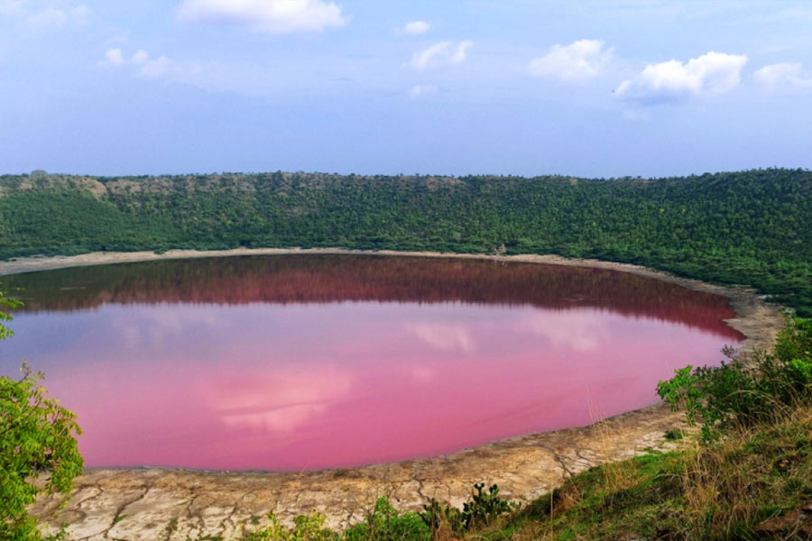 Picture of Lonar Crater Lake