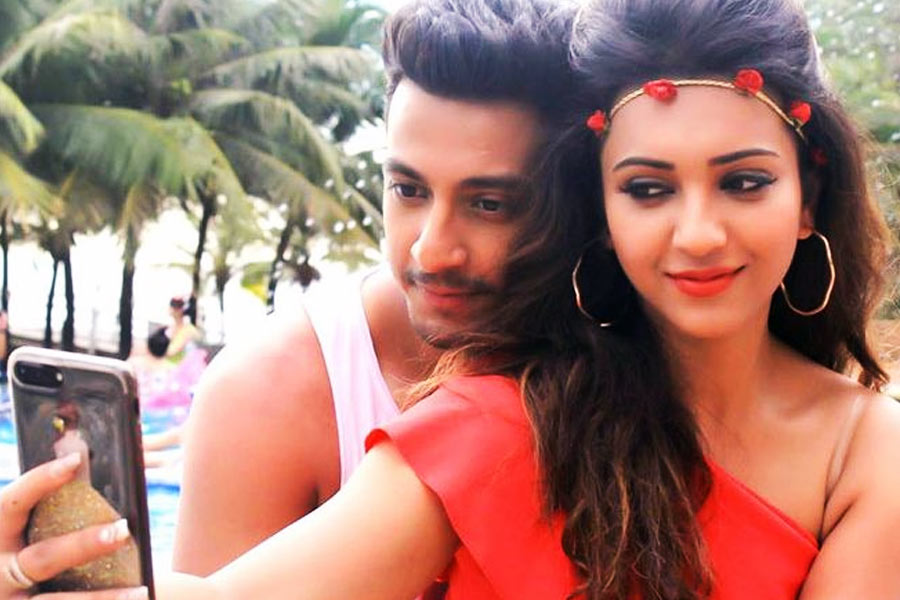 photo of Koushani Mukherjee and Bonny Sengupta