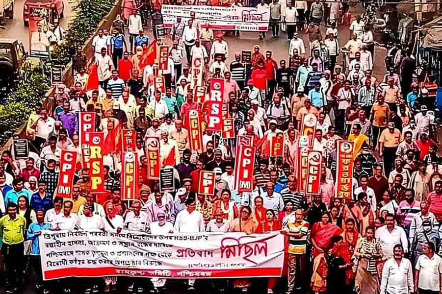 Picture of CPM\'s rally in Kolkata.