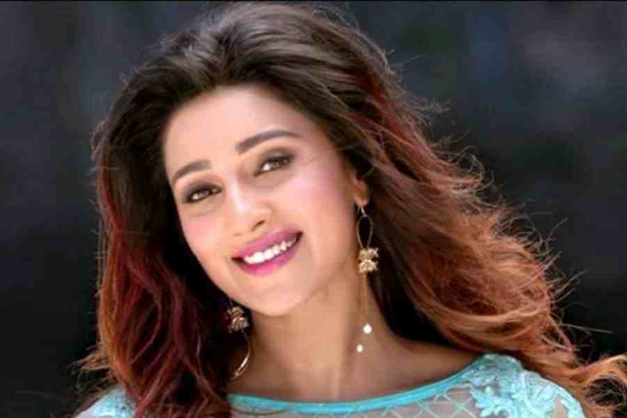 Tollywood Actress Sayantika Banerjee celebrates birthday of her special person