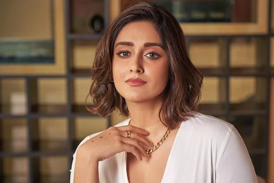 Ileana D\\\\\\\\\\\\\\\\\\\\\\\\\\\\\\\\\\\\\\\\\\\\\\\\\\\\\\\\\\\\\\\'Cruz to leave film industry and settle in usa with her family and son.