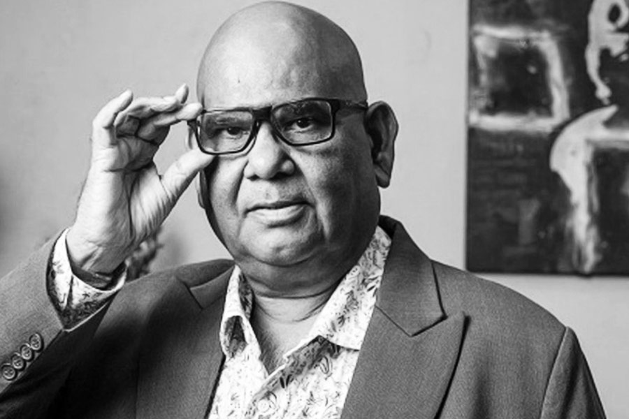 photo of satish kaushik