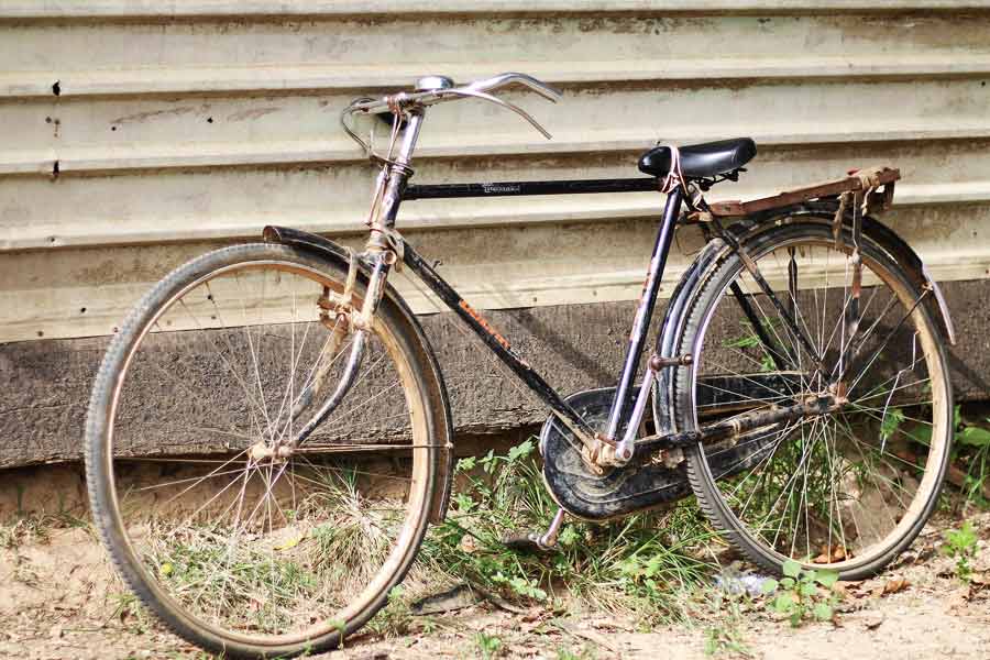 IAS Harshika Singh is trying very hard to spread literacy in Mandla District of Madhya Pradesh.