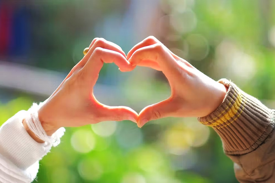 শনের মৃত্যুর পর তাঁর বন্ধু এক মুহূর্তের জন্যও ক্রিস্টিকে একা থাকতে দেননি। ক্রিস্টি বলেন, ‘‘বাবার মতো আমায় আগলে রাখত ও। আমি তখন বুঝতে পেরেছিলাম যে, ও-ই আমার জীবনসঙ্গী। কখন যে ভালবেসে ফেললাম বুঝতেই পারিনি।’’