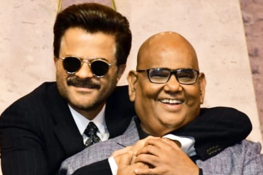 Satish Kaushik and Anil Kapoor