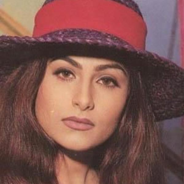 Ayesha Jhulka