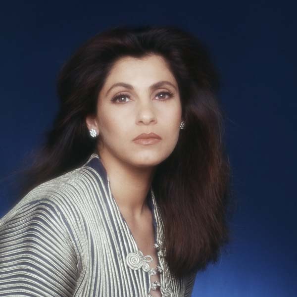 ডিম্পল জানান যে, তাঁর এক বান্ধবী কোনও এক সংবাদপত্রে সমকামীদের ব্যাপারে লিখেছিলেন। লেখার আগে খোঁজখবর করার সময় নাকি তিনি জানতে পেরেছিলেন যে, অক্ষয় সমকামী। এই ধারণা মনে মনে পোষণ করেছিলেন ডিম্পল নিজেও।