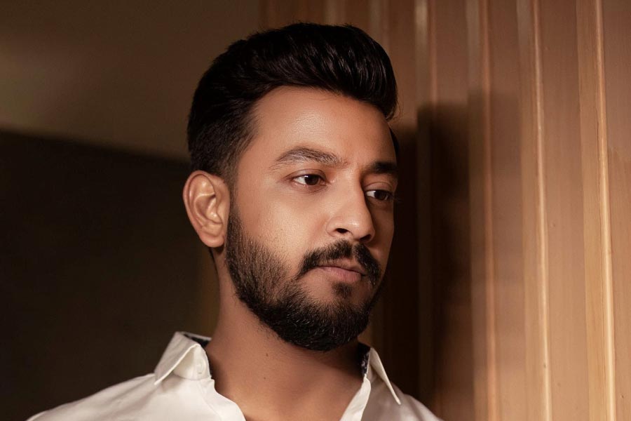 Ssc and Tet scam: BonnySengupta is in ED office of CGO Complex