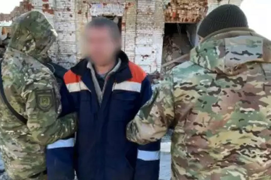 Ukraine War: Ukraine Army caught a Russian soldier who had been hiding in abandoned buildings for 6 months