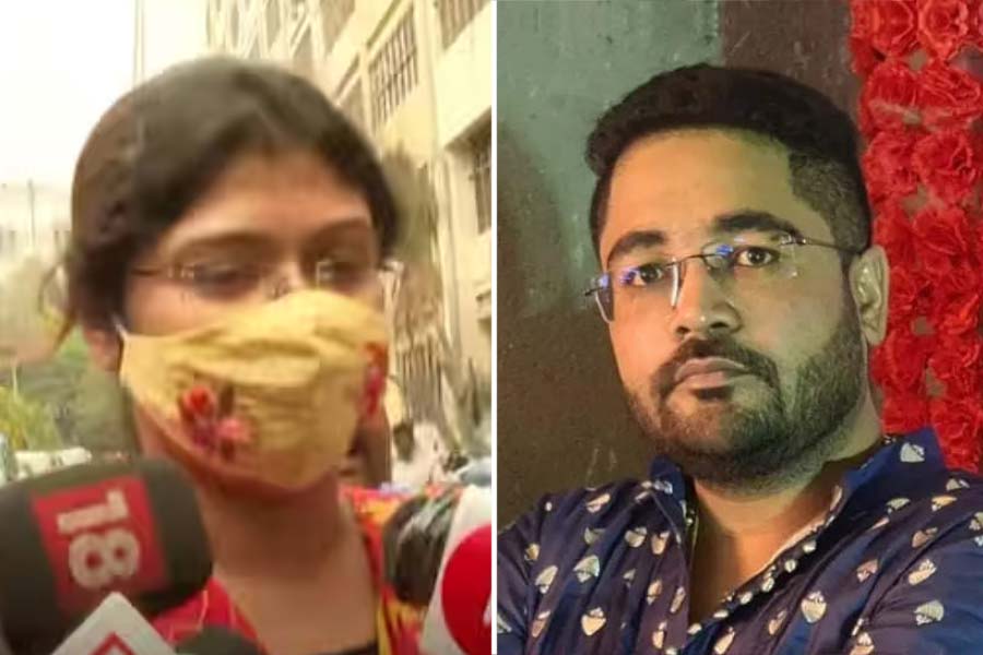 wife of Kuntal Ghosh, Jayashree Ghosh reached ED office, Kolkata, ED may interrogate him about Recruitment Scam