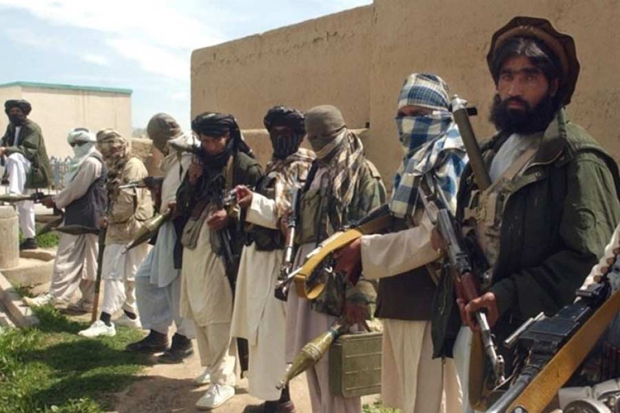 অতি সম্প্রতি উত্তর পাকিস্তানে সমান্তরাল সরকার গঠনের ঘোষণা করে দিয়েছে টিটিপি। এর জন্য পৃথক মন্ত্রকও ঘোষণা করা হয়েছে। টিটিপির মুখপত্র ‘দ্য খোরাসান ডায়েরি’তে প্রতিরক্ষা, গোয়েন্দা, বিচার, অর্থনীতি, রাজনীতি, শিক্ষা, তথ্য, ফতোয়া জারি, পরিকাঠামো নির্মাণের মতো কয়েকটি মন্ত্রকের কথা লেখা হয়েছে।