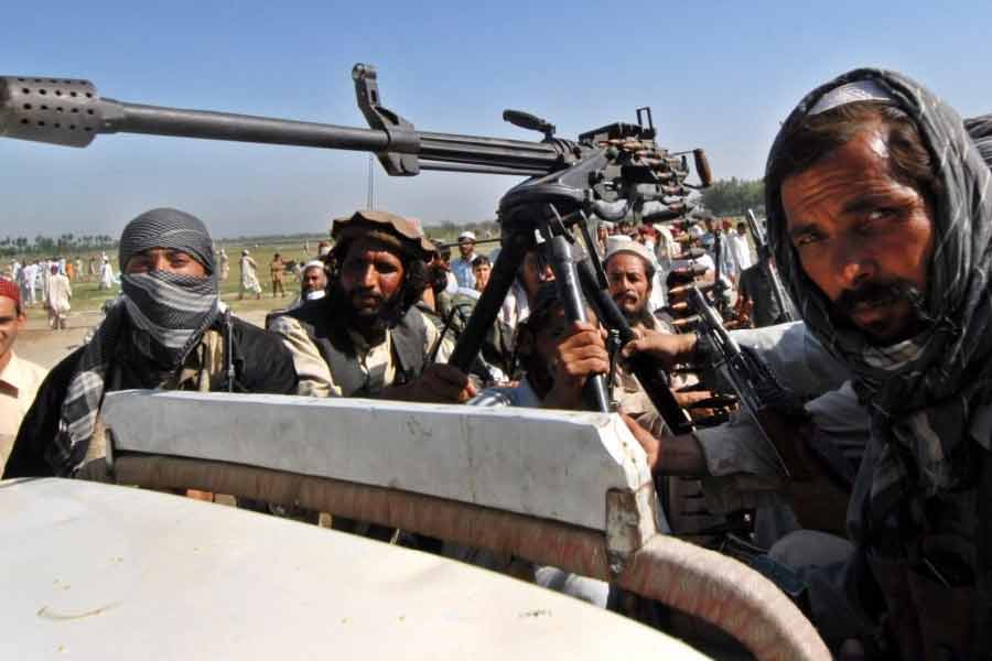 যুদ্ধবিরতি নিয়ে টানাপড়েনের আবহেও পাকিস্তানে জারি থেকেছে টিটিপি-র হামলা। পাক ইনস্টিটিউট ফর পিস স্টাডিজ় নামে একটি সংস্থার সূত্রে জানা গিয়েছে, গত বছর গোটা পাকিস্তান জুড়ে ২৬২টি সন্ত্রাসবাদী হামলা হয়েছিল। তার মধ্যে বেশিরভাগ ক্ষেত্রে হাত ছিল টিটিপির।