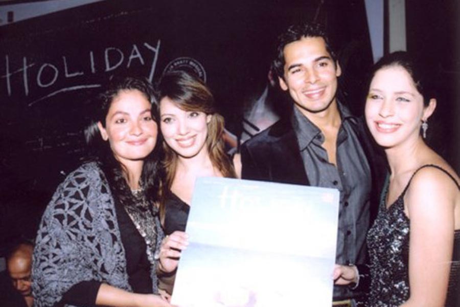 Image of Smilie Suri and her relatives