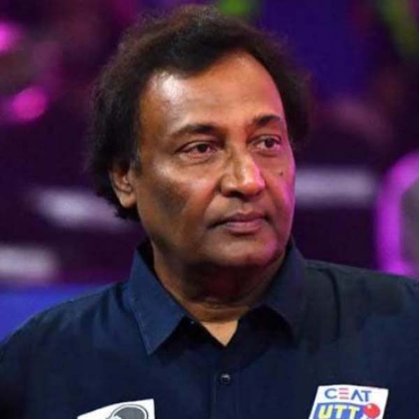 সম্প্রতি ২৫২.৫ কোটি টাকায় একটি বিলাসবহুল ট্রিপ্লে ফ্ল্যাট কিনেছেন বজাজ গোষ্ঠীর মালিকানাধীন সংস্থা বজাজ অটোর চেয়ারম্যান নীরজ বজাজ। তিনিই বর্তমানে ভারতের সবচেয়ে দামি ফ্ল্যাটের মালিক বলে মনে করা হচ্ছে।