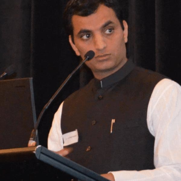 এক নির্যাতিতার অভিযোগ পেয়ে ২০১৮ সালের অক্টোবরে বালেশের ফ্ল্যাটে তল্লাশি চালিয়েছিল পুলিশ। তখনই এই ভিডিয়ো বাজেয়াপ্ত করেছিল। বালেশের ফ্রিজে রাখা বোতলের ওয়াইন এবং পানীয়ের নমুনা সংগ্রহ করে পরীক্ষা করেছিলেন। তাতে দু’ রকমের মাদক মিলেছিল।