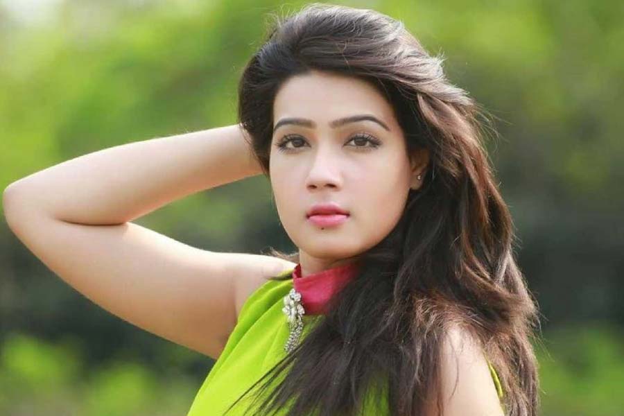 Bangladeshi actress Mahiya Mahi urges for trues love in her life 