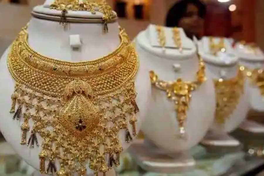 Gold price has been increasing rapidly since the last few months.