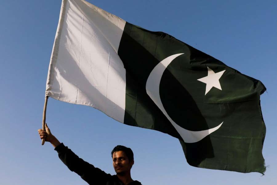 What are the main causes of conflict between Afghanistan Pakistan relationship.