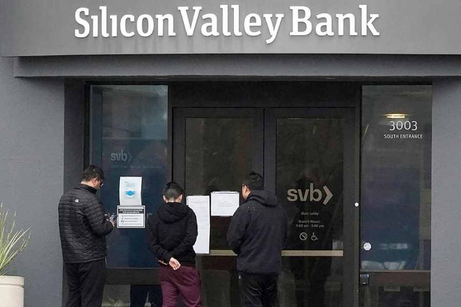 Silicon valley bank collapse and need for control