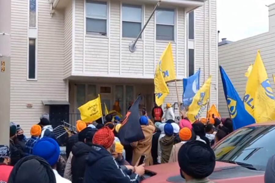 Picture of attack on Indian Consulate in San Francisco