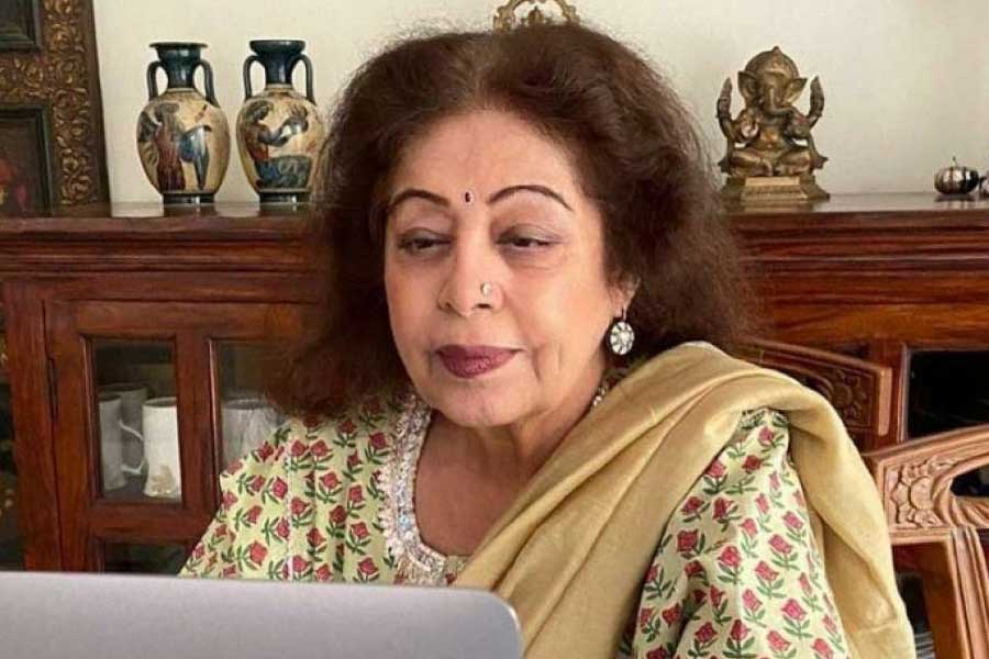 picture of kirron kher
