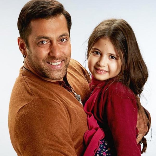 কবীর খান পরিচালিত ‘বজরঙ্গি ভাইজান’ ছবিটির বাজেট ছিল ৯০ কোটি টাকা। মুক্তির পর বক্স অফিস থেকে বাজেটের দশ গুণ উপার্জন করেছে ছবিটি।