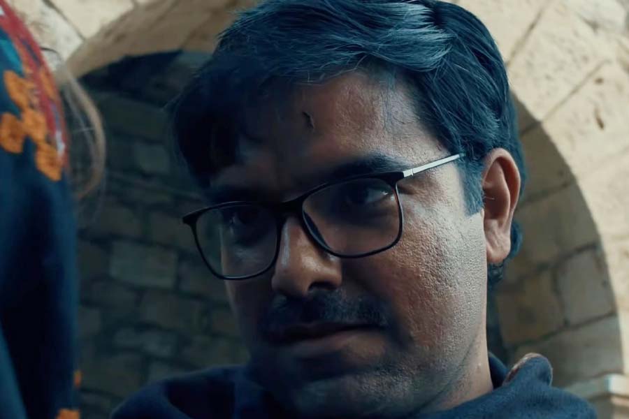 চিঠি পেয়েই জাভেদের বাড়িতে হানা দেয় পুলিশ। কিন্তু জাভেদ পুলিশ আসার আগেই পালিয়ে যান। জাভেদের বাড়ির ভিতরে পুলিশ এবং সাংবাদিকরা দেওয়াল এবং মেঝেতে রক্তের দাগ দেখতে পায়। সেই অস্ত্রও উদ্ধার হয় যা দিয়ে জাভেদ তার ‘শিকার’দের খুন করতেন।