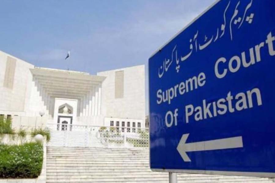 আদালতে জাভেদকে মৃত্যুদণ্ড দেওয়া হয়। আদালতের তরফে সাজা ঘোষণা করার সময় বলা হয়, ‘‘যে বাবা-মায়ের সন্তানদের তুমি হত্যা করেছিলে, তাদের সামনেই তোমাকে শ্বাসরোধ করে হত্যা করা হবে। তার পর তোমার শরীরকে ১০০ টুকরো করে অ্যাসিডে ছুড়ে ফেলা হবে। ঠিক যে ভাবে তুমি ওই নাবালকদের হত্যা করেছিলে।’’