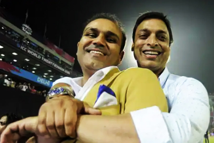 image of Shoaib Akhtar,Virender Sehwag