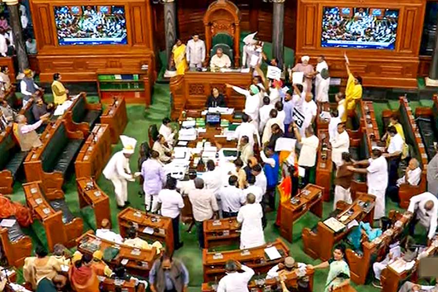 Without discussion Lok Sabha clears Rs 45 lakh crore spend in less than 9 minutes.