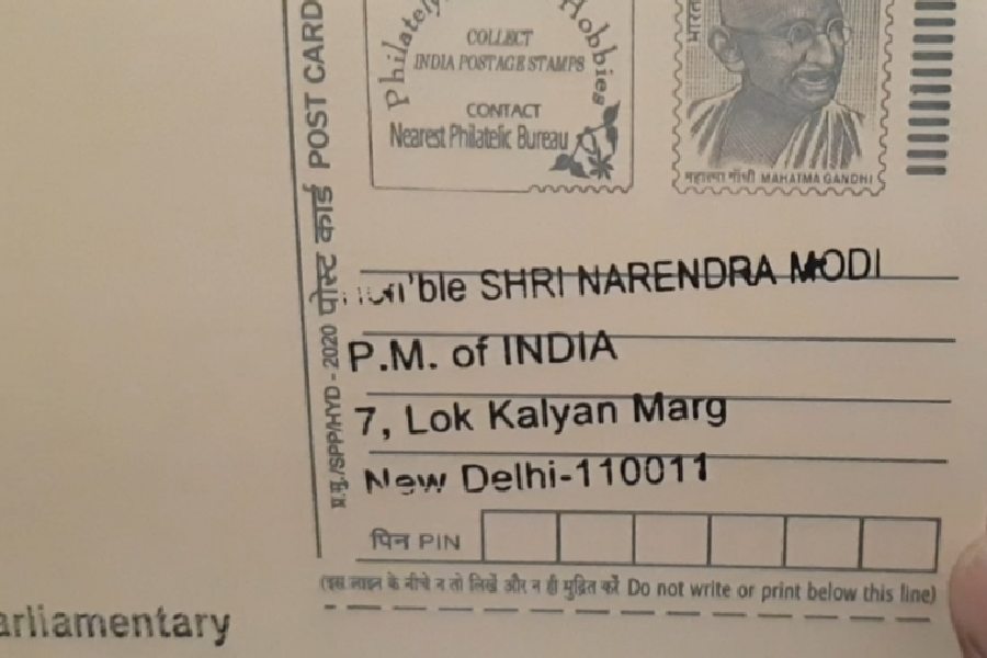 প্রধানমন্ত্রীর ঠিকানায় পাঠানো হবে এই পোস্টকার্ড। নিজস্ব চিত্র।