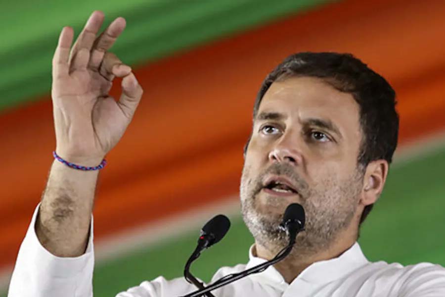 রাহুলকে মোদী সম্প্রদায় অবমাননা মামলায় ঠিক দু’বছরেরই সাজা দেওয়ায় তাঁর সাংসদ পদ ফিরে পাওয়ার সম্ভাবনা কম। অনেকেই বলছেন, ভারত জোড়ার যাত্রাতেই সাংসদ রাহুলের যাত্রাভঙ্গ হল! যার শুরু কাশ্মীরে, সত্যিই কি শেষ হল দিল্লিতে? উত্তর ভবিষ্যৎই দেবে।