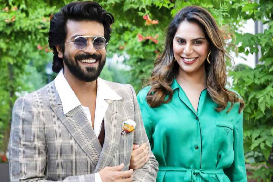 image of ramcharan and wife upasana 