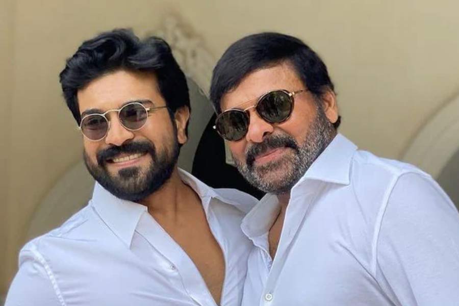image of ramcharan and father 