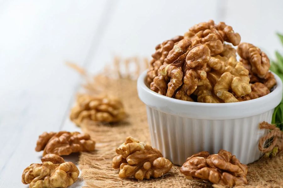 benefits of having walnuts in the morning