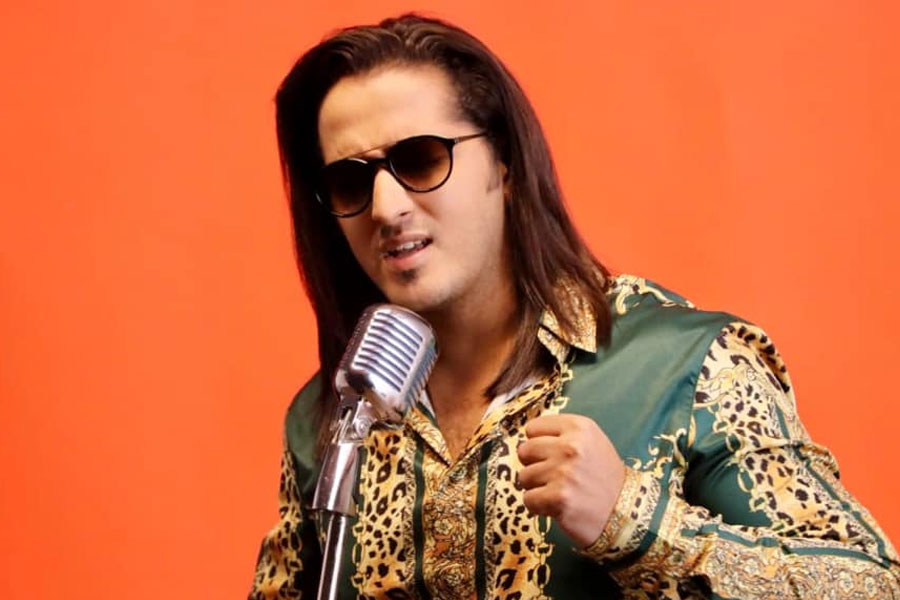 প্রায় এক দশক আলোকবৃত্তের বাইরে রয়েছেন কাজি। বড় মঞ্চে তাঁকে শেষ বার গান গাইতে দেখা গিয়েছিল ২০১৫ সালে।
