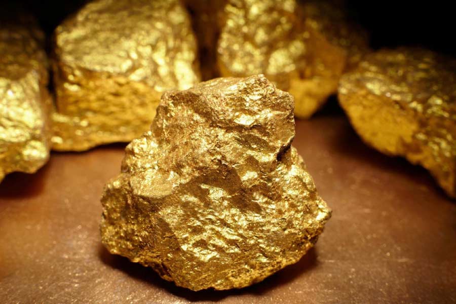 ১৮৮০ সাল নাগাদ জ্যাকব নাকি ২০৫ কোটি টাকা মূল্যের সোনা বিক্রি করে দেন। শোনা যায় যে, মৃত্যুর সময় তাঁর কাছে মোট সম্পত্তির পরিমাণ ছিল মাত্র ১ লক্ষ টাকা। জ্যাকবের মৃত্যুর পর সোনার খনির ব্যাপারে সকলকে বলে ফেলেন জুলিয়া। এমনকি, নিজের রোজগারের জন্য মাত্র ৬০০ টাকা করে এক একটি মানচিত্র বিক্রিও করেছিলেন জুলিয়া।