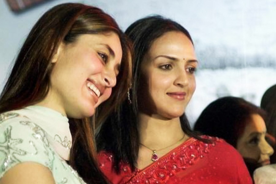 photo of Kareena Kapoor Khan and Esha Deol.