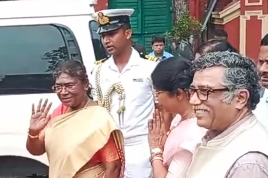 President Droupadi Murmu at Jorasanko Thakurbari.