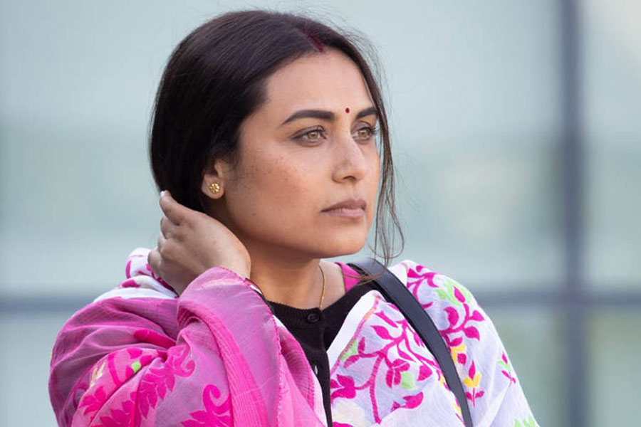 অনেক লড়াইয়ের পর ২০০৯ সালে বিচ্ছেদ হয় আদিত্য এবং পায়েলের। তখন সবাই রানিকেই দোষ দিয়েছিলেন। অভিযোগ করেছিলেন, রানির জন্যই ঘর ভাঙে আদিত্যের।