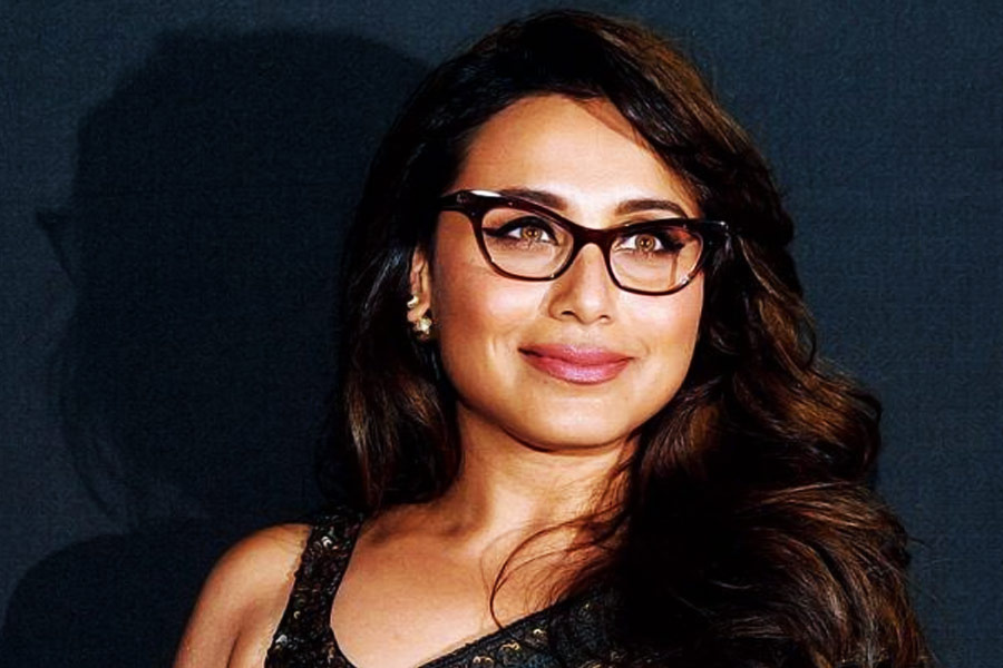 রানি স্পষ্টই জানান, তিনি সেই ধরনের অভিনেত্রী নন, যাঁরা কেরিয়ারের জন্য ছবির প্রযোজকের সঙ্গে ডেট করেন। আদিত্য সে সময় কোনও ছবি করছিলেন না বলেও তিনি দাবি করেন।  