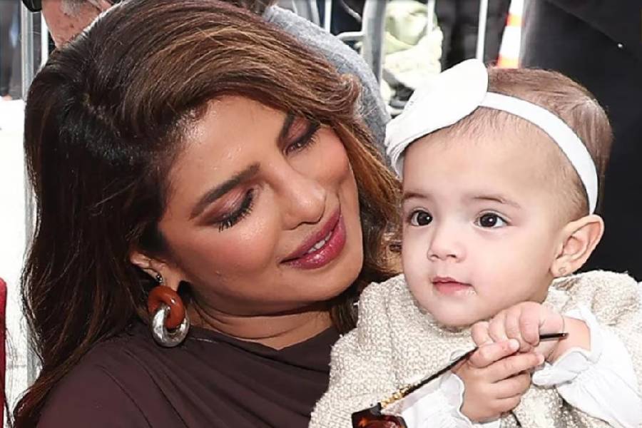 Picture of Priyanka chopra and her daughter
