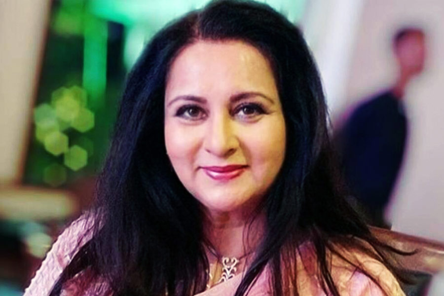 Poonam Dhillon 