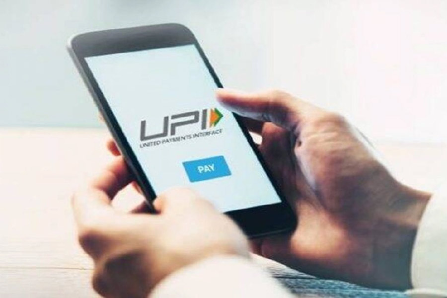 এনপিসিআই-এর তরফে বলা হয়েছে, ইউপিআই-এর মাধ্যমে যে সব ব্যবসায়ী প্রিপেড পেমেন্ট ইনস্ট্রুমেন্ট (পিপিআই) করে থাকেন, তাঁরা মোটা টাকা লেনদেন করলেও সংশ্লিষ্ট সংস্থা কিংবা ব্যাঙ্ক কোনও টাকা পায় না।