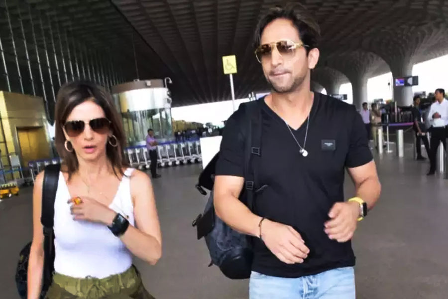  Are love birds Sussanne Khan and Arslan Goni heading for a vacation 