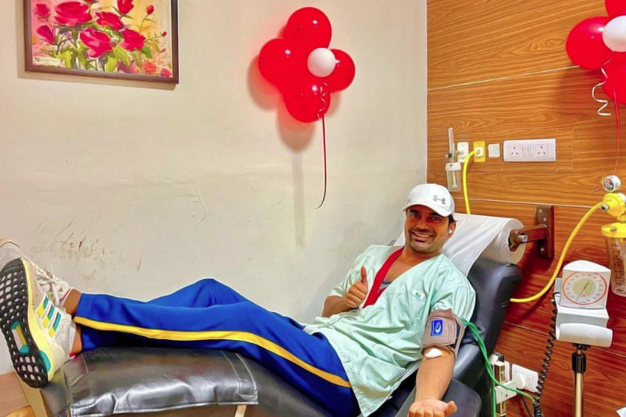 Abhishek Singh is an IAS as well as actor who was seen in popular music videos.