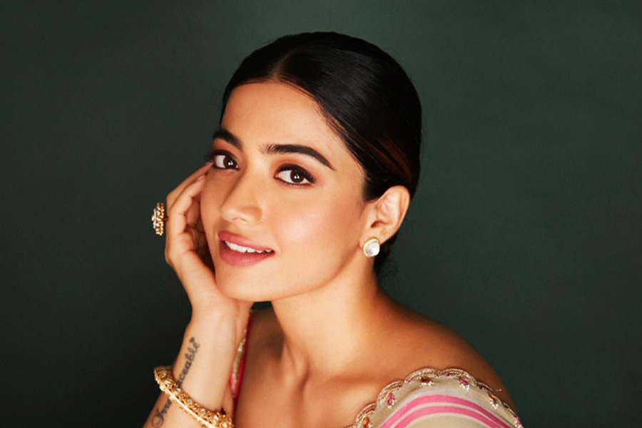 ২০২৩ সালের আইপিএলের উদ্বোধনী অনুষ্ঠানে মঞ্চ আলো করতে দেখা যাবে রশ্মিকা।