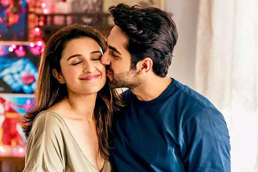 Meri Pyari Bindu movie scene